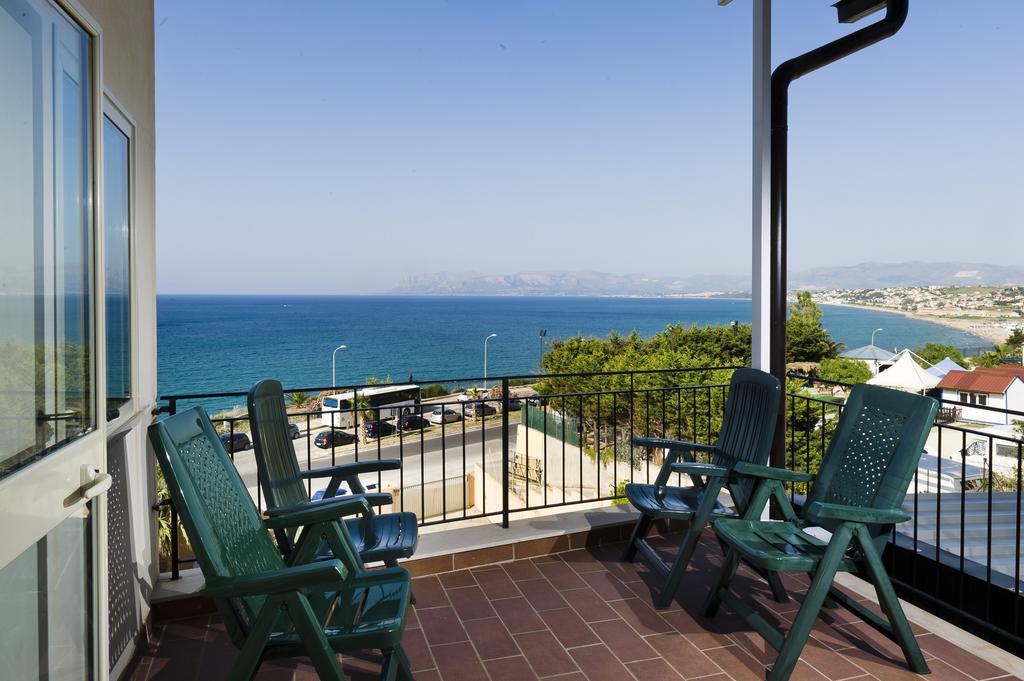 Appartamento Sul Mare 卡斯泰拉马莱 外观 照片